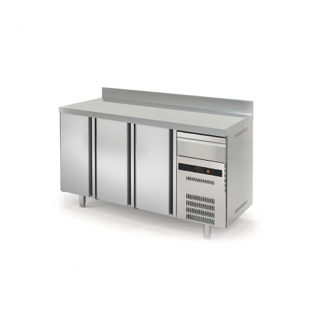 SNACK Front Counter FD